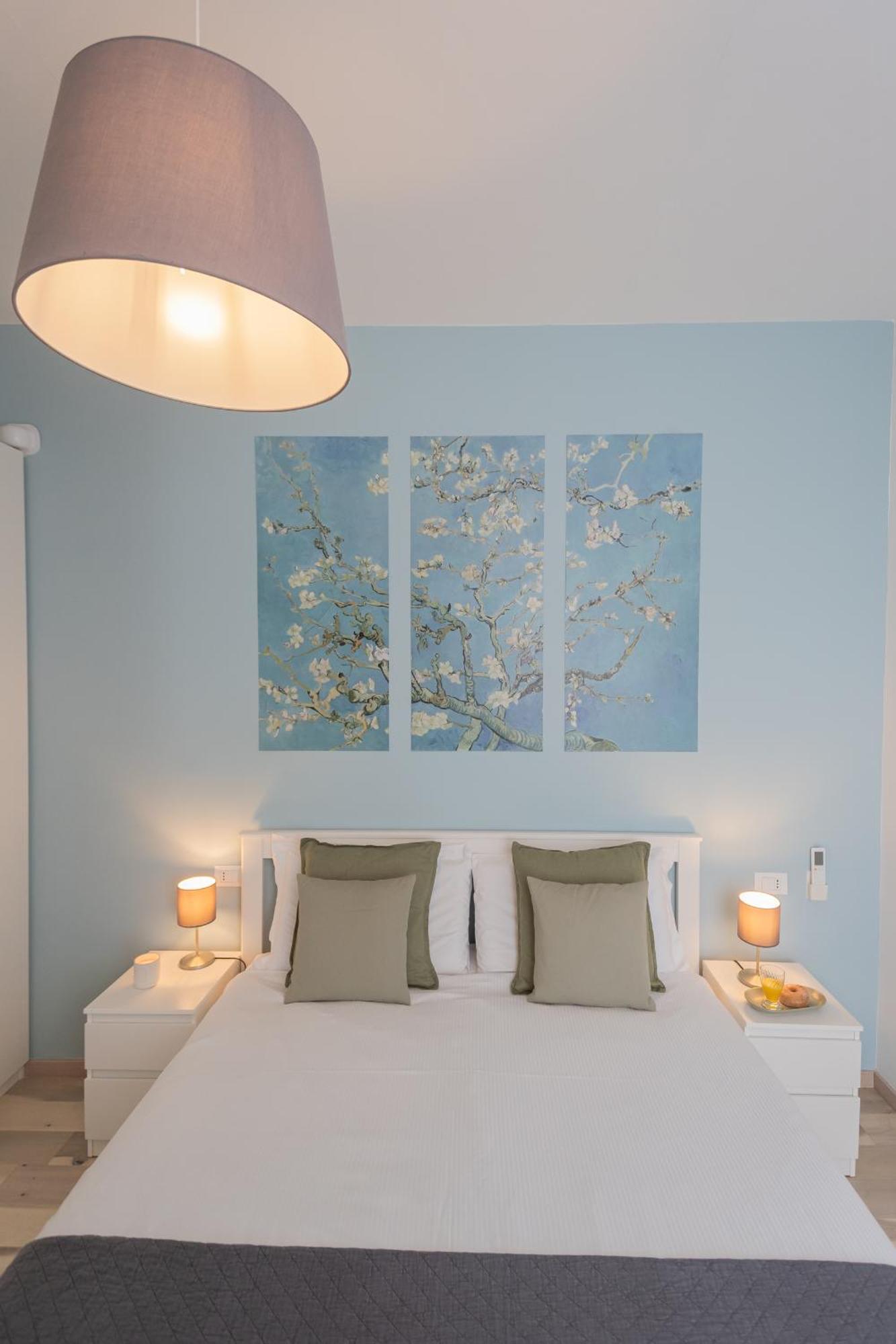Old Court Hideaway By Rent All Como Exterior foto
